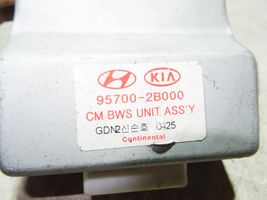 Hyundai Santa Fe Parkavimo (PDC) daviklių valdymo blokas 957002B000