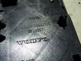 Volvo C30 Etuistuimen valo 9070097