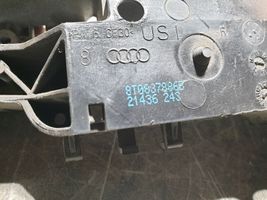 Audi A5 8T 8F Klamka/wspornik zewnętrzny drzwi przednich 8T0837886B