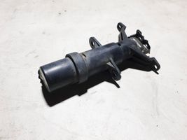 Volkswagen Touareg II Ugello a spruzzo lavavetri per faro 7L6955978