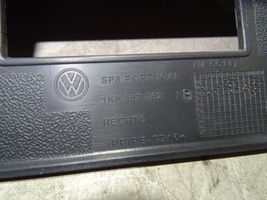 Volkswagen Scirocco Boczek / Tapicerka / bagażnika 1K8867762B