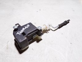 Volkswagen Touran II Fuel tank cap lock 1T0810773A