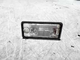 Audi A4 S4 B7 8E 8H Luce targa 8E0807430A