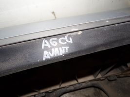 Audi A6 S6 C4 4A Бампер 
