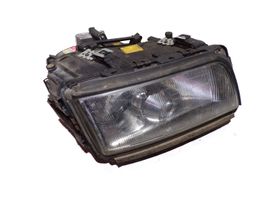 Audi A8 S8 D2 4D Lampa przednia 1305219054