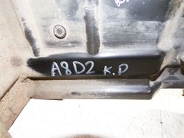 Audi A8 S8 D2 4D Revestimiento de la esquina del parachoques trasero 