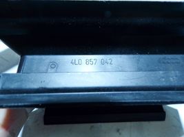 Audi Q7 4L Cabin air duct channel 4L0857042