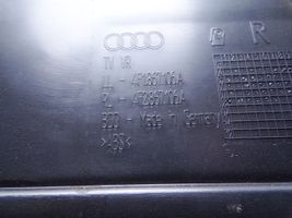Audi A6 S6 C6 4F Boczki / Poszycie drzwi przednich 4F1867106A