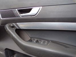 Audi A6 S6 C6 4F Apmušimas priekinių durų (obšifke) 4F1867106A