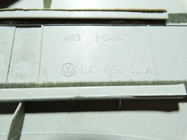 Volkswagen Caddy B-pilarin verhoilu (yläosa) 2K0867244P