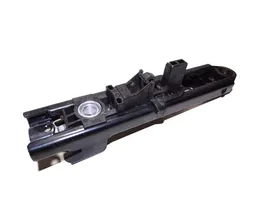 Volkswagen Touareg II Rail de réglage hauteur de ceinture de sécurité 3C8857819