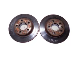 Volkswagen Transporter - Caravelle T4 Rear brake disc 