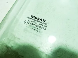 Nissan Pathfinder R51 Szyba drzwi przednich 43R000016