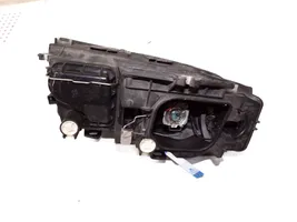 Audi A4 S4 B6 8E 8H Lampa przednia 8E0941003G