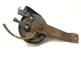 Nissan Almera N16 Horn signal 703881157