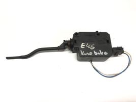 BMW 3 E46 Central locking motor 40620435