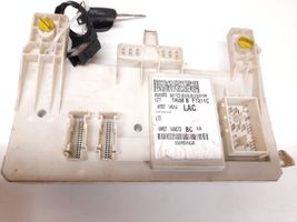 Ford Focus Fuse module 4M5T14014