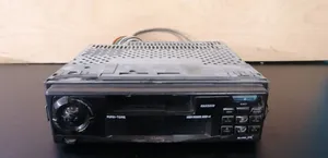 Toyota Avensis T220 Radio/CD/DVD/GPS-pääyksikkö 