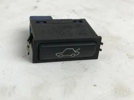 BMW 5 E39 Tailgate/trunk/boot open switch 8365579