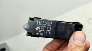 Peugeot 4007 Interruptor del elevalunas eléctrico 8608A183