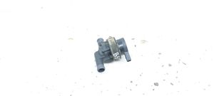 Volkswagen PASSAT B5 Pompe à eau de liquide de refroidissement 70207400