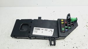 Opel Signum Module de fusibles 13223679