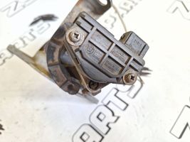 BMW 5 E39 Engine shut-off valve 1703562