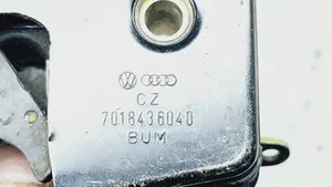 Volkswagen Multivan T4 Zamek drzwi bocznych / przesuwnych 701843604D