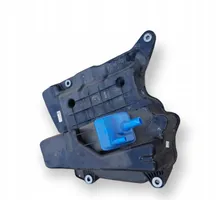 Audi A4 S4 B9 Serbatoio vaschetta liquido AdBlue 8W0131878BH