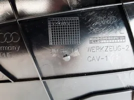 Audi A4 S4 B9 Boczki / Tapicerka drzwi / Komplet 8W0867118