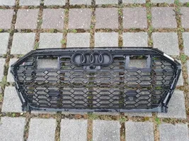 Audi RS6 C8 Maskownica / Grill / Atrapa górna chłodnicy 4K8853651F