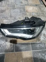 Audi A3 S3 8V Lampa przednia 8V0941005