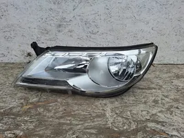 Volkswagen Tiguan Передняя фара 5N2941031G