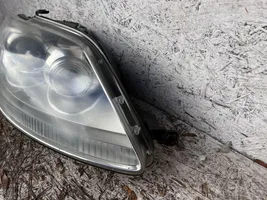 Volkswagen Golf Plus Lampa przednia 