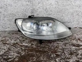 Volkswagen Golf Plus Lampa przednia 