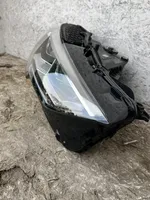 Audi Q3 F3 Etu-/Ajovalo LAMPA
