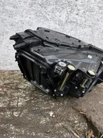 Audi Q3 F3 Lampa przednia 83A941035C