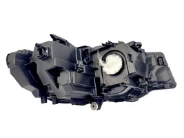 BMW 3 G20 G21 Lampa przednia 63118496149