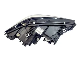 BMW 3 G20 G21 Lampa przednia 63118496149