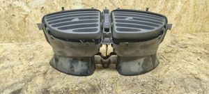 Citroen C5 Centrinės oro grotelės 963261727A