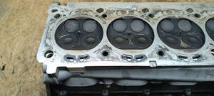 Mercedes-Benz SLS AMG Engine head R1560163301