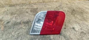 BMW 3 E46 Lampy tylnej klapy bagażnika 6907937