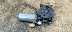 BMW 3 E46 Front door window regulator motor 83620630