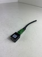 Skoda Octavia Mk3 (5E) Gniazdo / Złącze USB 5Q0035726