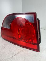 Seat Altea Lampy tylnej klapy bagażnika 5P8945093D