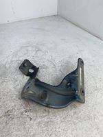 Volkswagen Golf Sportsvan Supporto di montaggio del parafango 510821135C