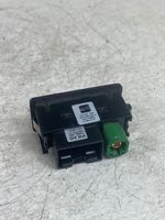 Seat Leon (5F) Connettore plug in USB 5F0035222C