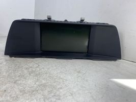 BMW 5 F10 F11 Monitor / wyświetlacz / ekran 9241825