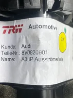 Audi A3 S3 8V Kojelaudan sivutuuletussuuttimen kehys 8V0820901