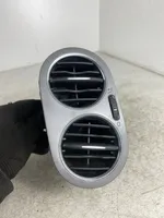 Volkswagen Tiguan Moldura protectora de la rejilla de ventilación lateral del panel 5M0819709
